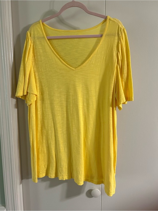 Lane Bryant Tops - Lane Bryant Yellow V-Neck Short Sleeve Top